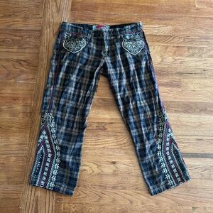Johnny Was Multicolor Embroidered Capris